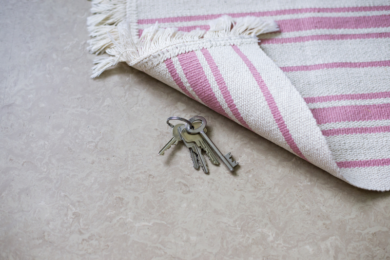 Keys under the rug